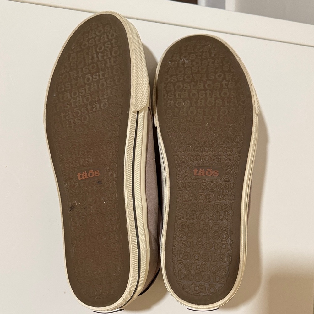 Taos Women's Z Soul Canvas Sneakers size 9.5 - Picture 8 of 10